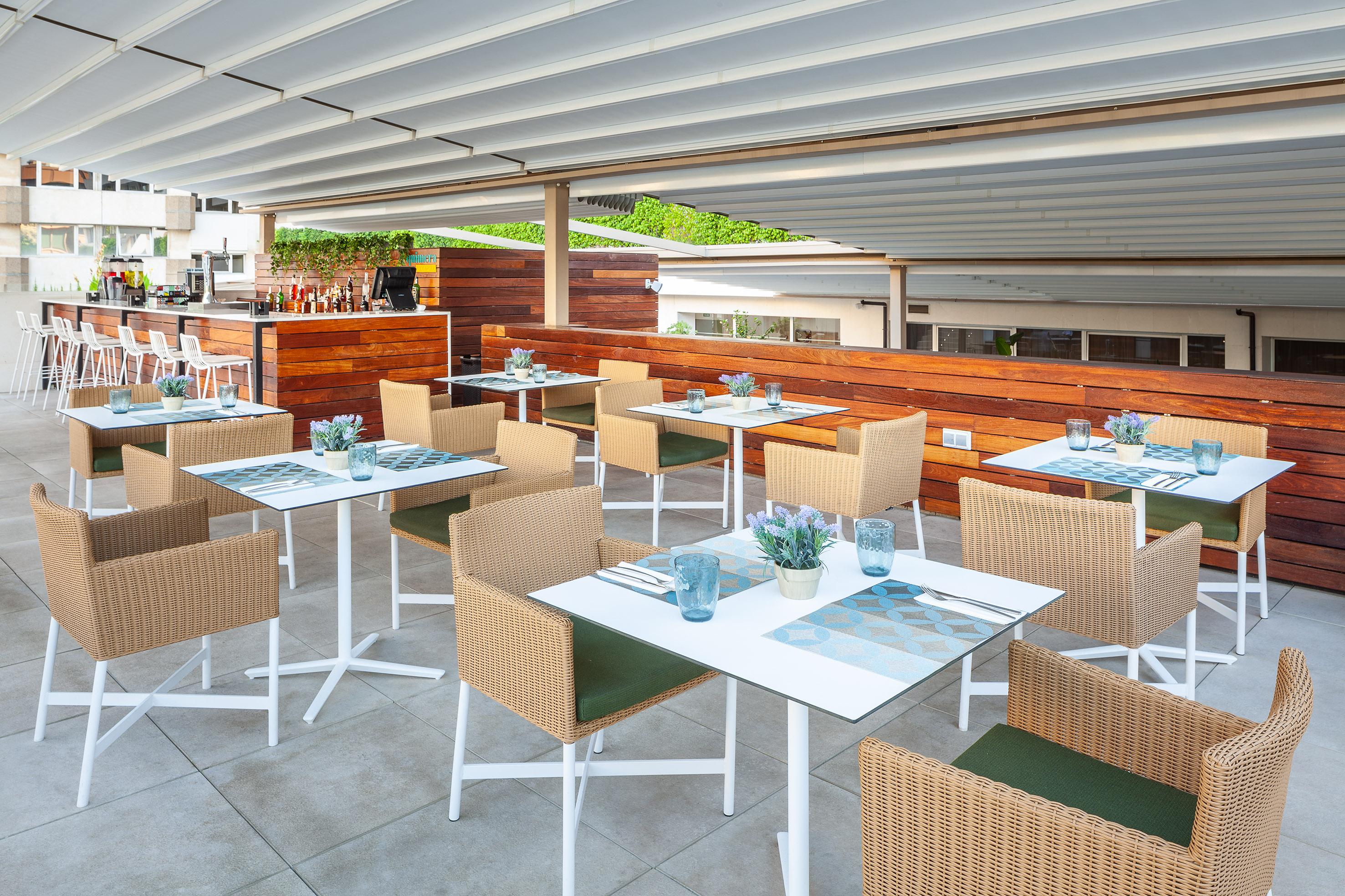 The Level At Melia Sevilla Bagian luar foto
