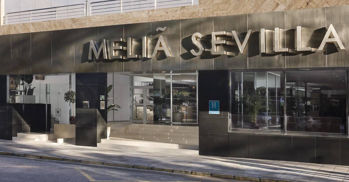 The Level At Melia Sevilla Bagian luar foto