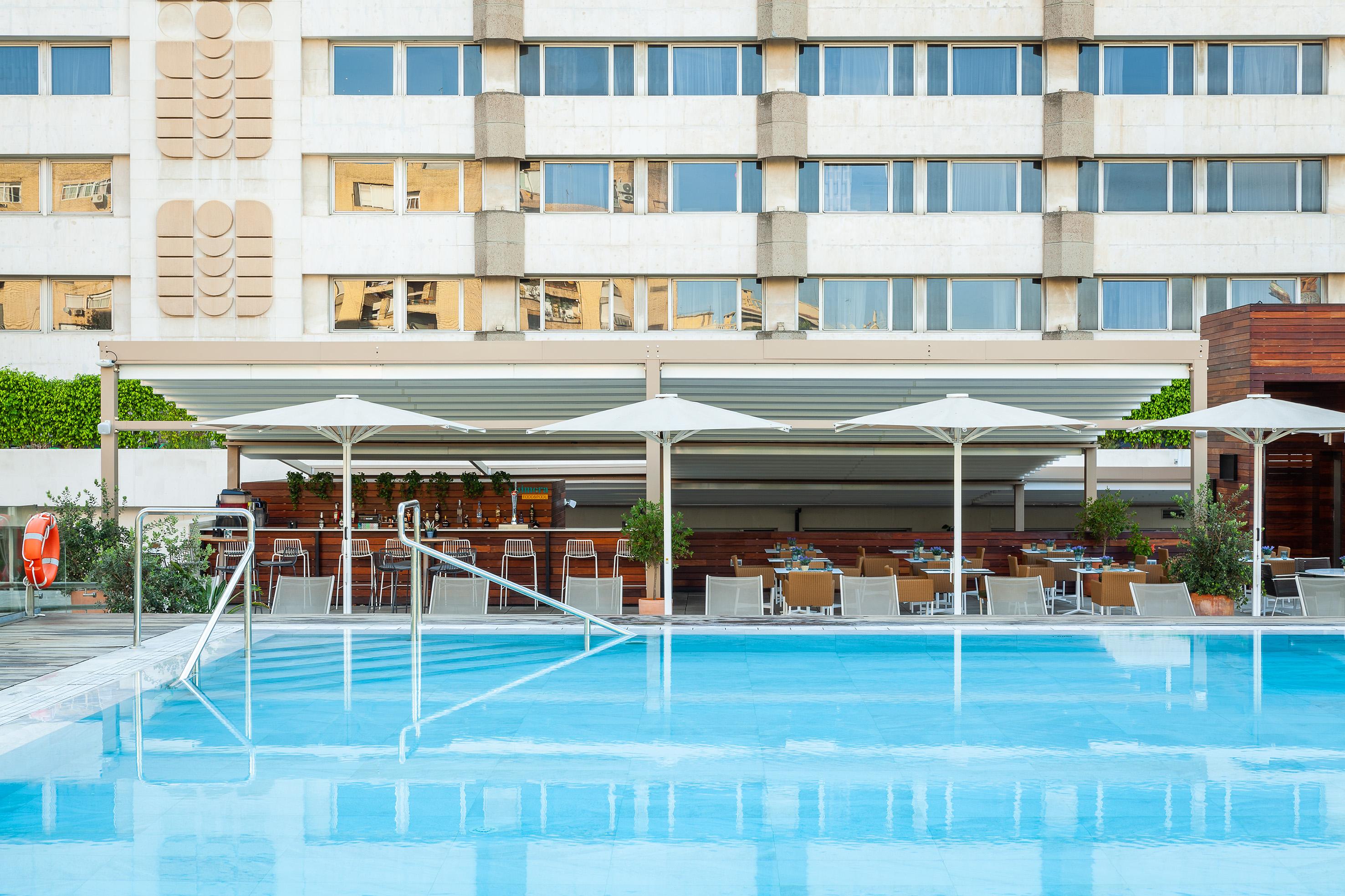The Level At Melia Sevilla Bagian luar foto